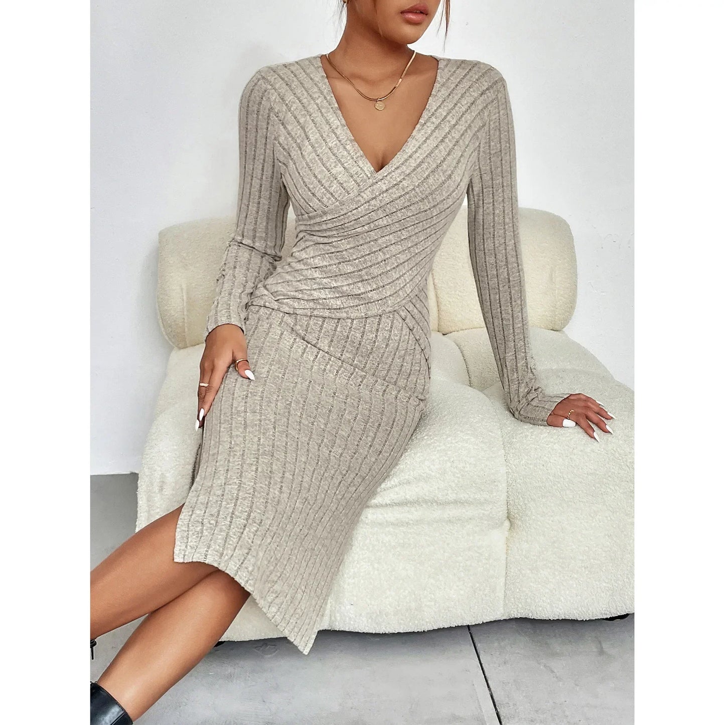 Lydia | Simply Elegant Dress